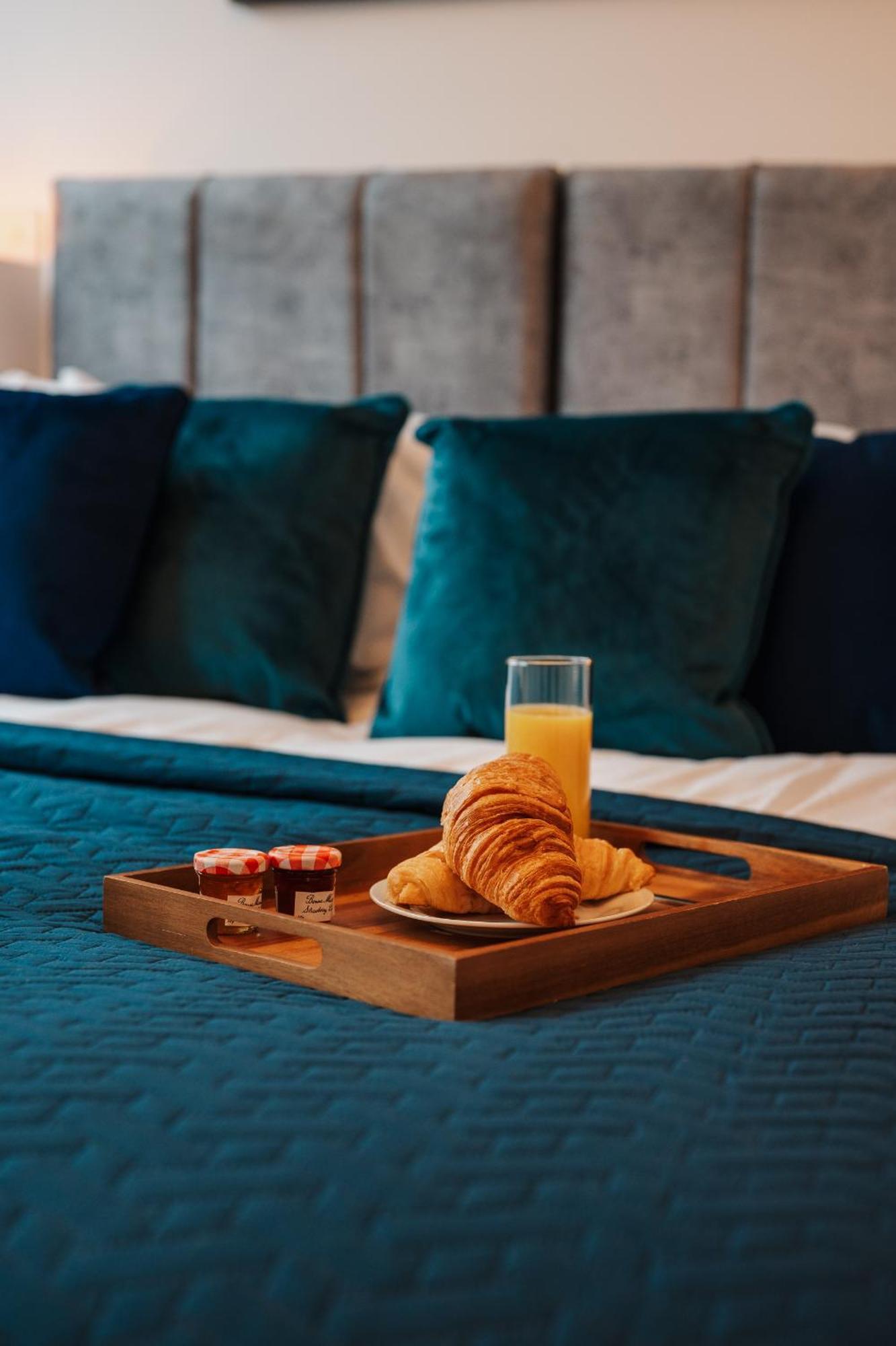 Luxury City & Canal View Stylish Pad, Family, Contractors, Fast Wifi Birmingham Dış mekan fotoğraf
